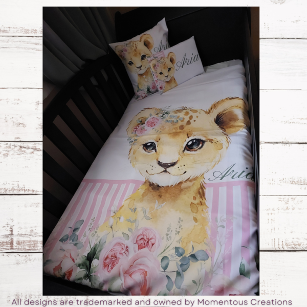 Floral Lion duvet set - Image 2