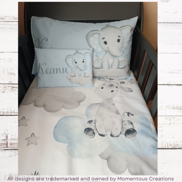 Blue Ellie and Giraffe duvet set - Image 7