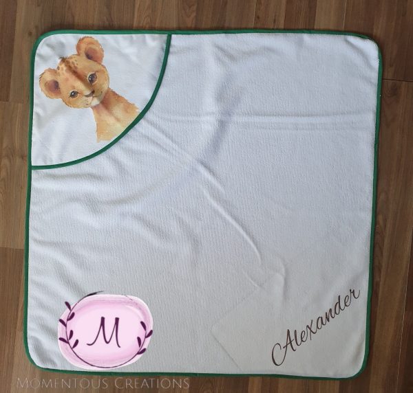 Safari lion hooded towel