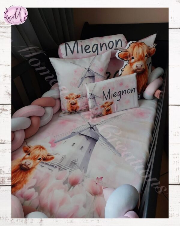Pink farmhouse with highland cow duvet set - Image 17