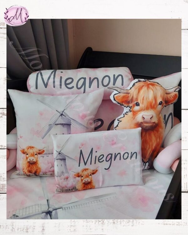 Pink farmhouse with highland cow duvet set - Image 16