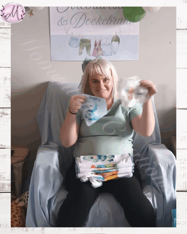Blue Dinosaur Baby Duvet Set - Image 3