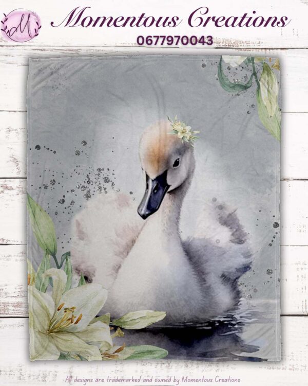 Dreamy Swan Baby Duvet Set - Image 3