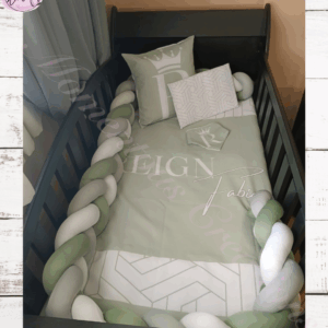 Green patterned duvet set